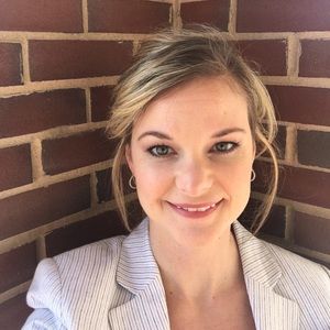 Meet your Posher, Stefanie